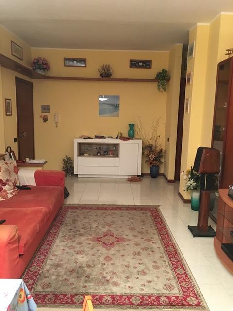 [Sala d'ascolto]