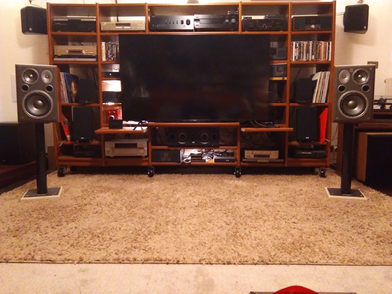 [Sala d'ascolto]