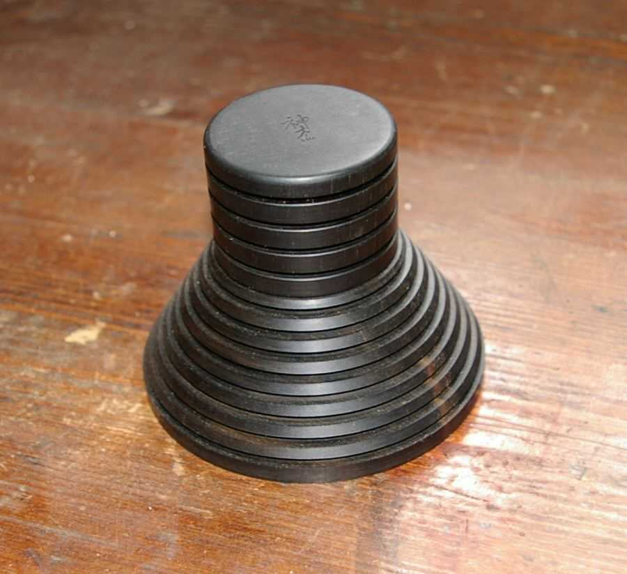 shun-mook-record-clamp