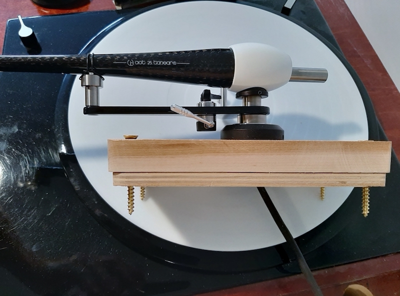 [side view]