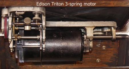 [Triton motor]