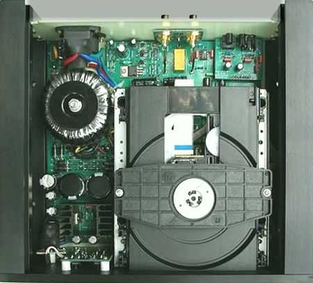 [Inside view of Virtue Audio Piano M1 CD player]