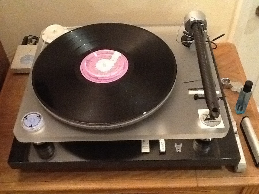 [The Wand Plus tonearm in place]