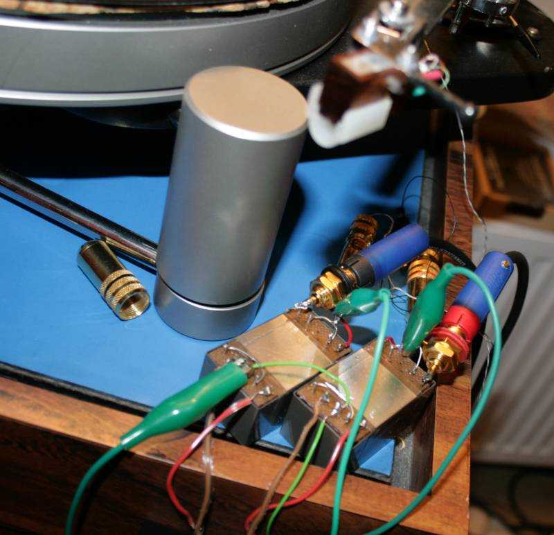 [Lundahl LL 1933 with Pluto 2A, Koetsu Rosewood signature, Simon Yorke S4, on Cotter base]